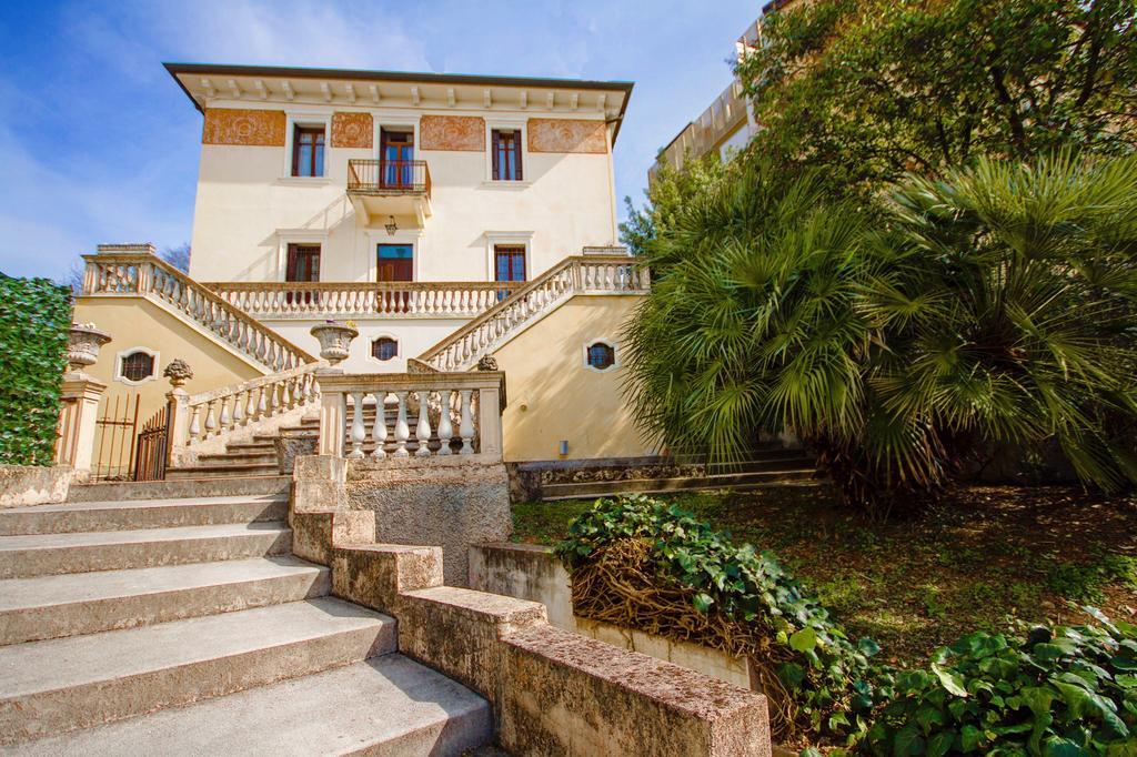 Bed and breakfast Alla Liberty Bed & Breakfast 2*